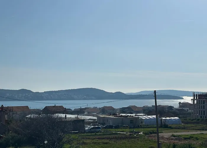 Βίλα Kalma Τρογκίρ